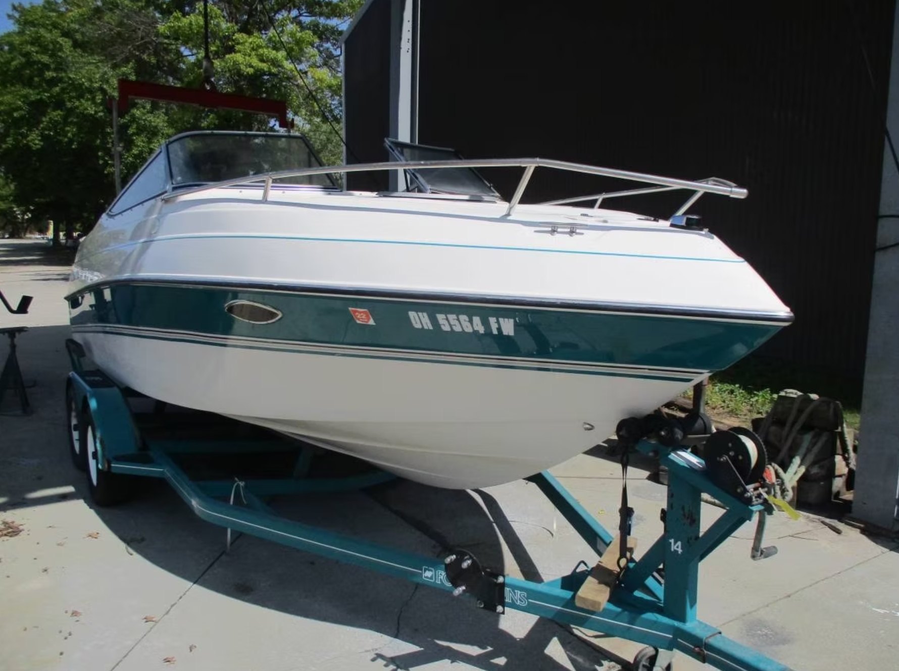 1995 Four Winns 225 Sundowner photo 2