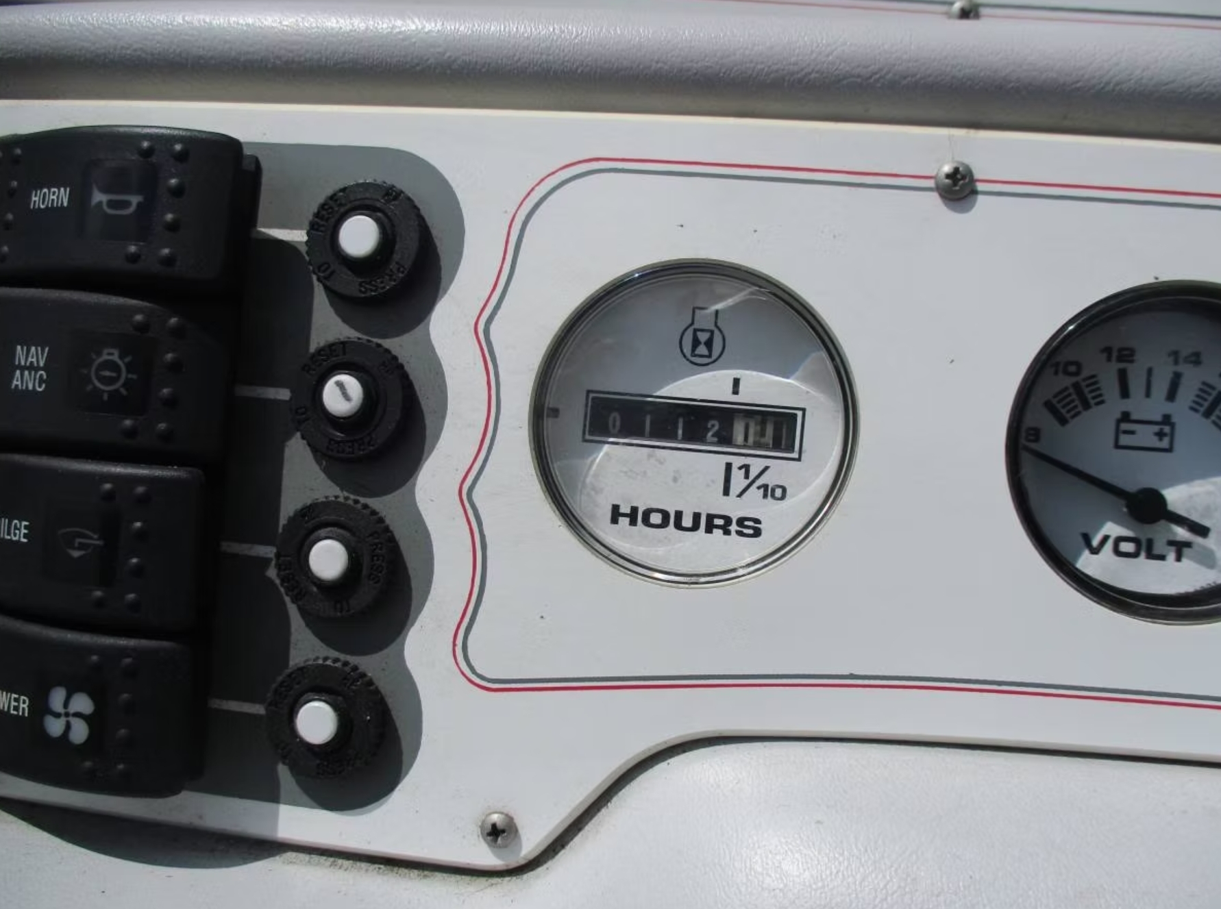 1995 Genesis Powerboats 2502 Cuddy Cabin photo 5
