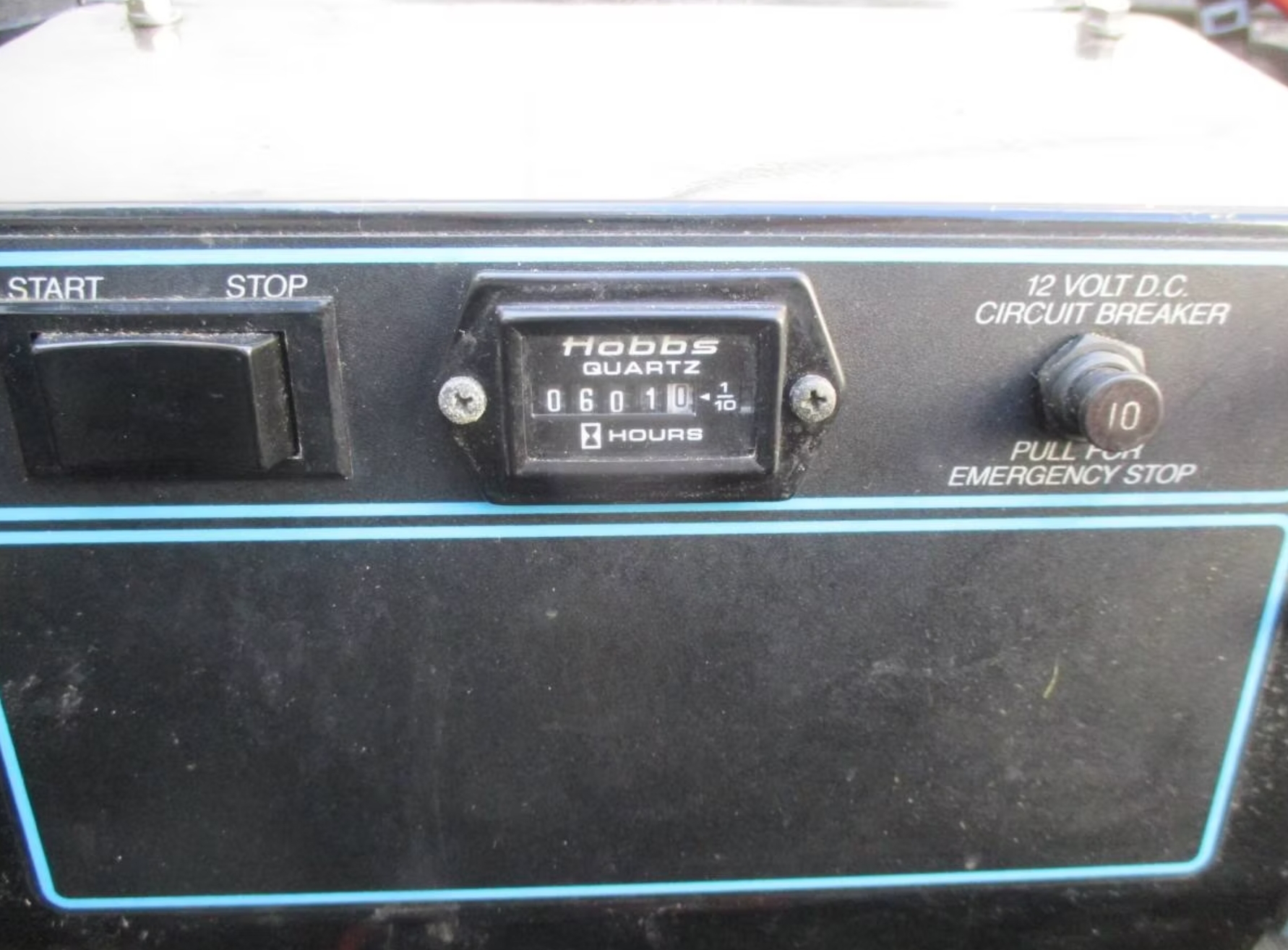1991 Sea Ray 35 Sundancer photo 2