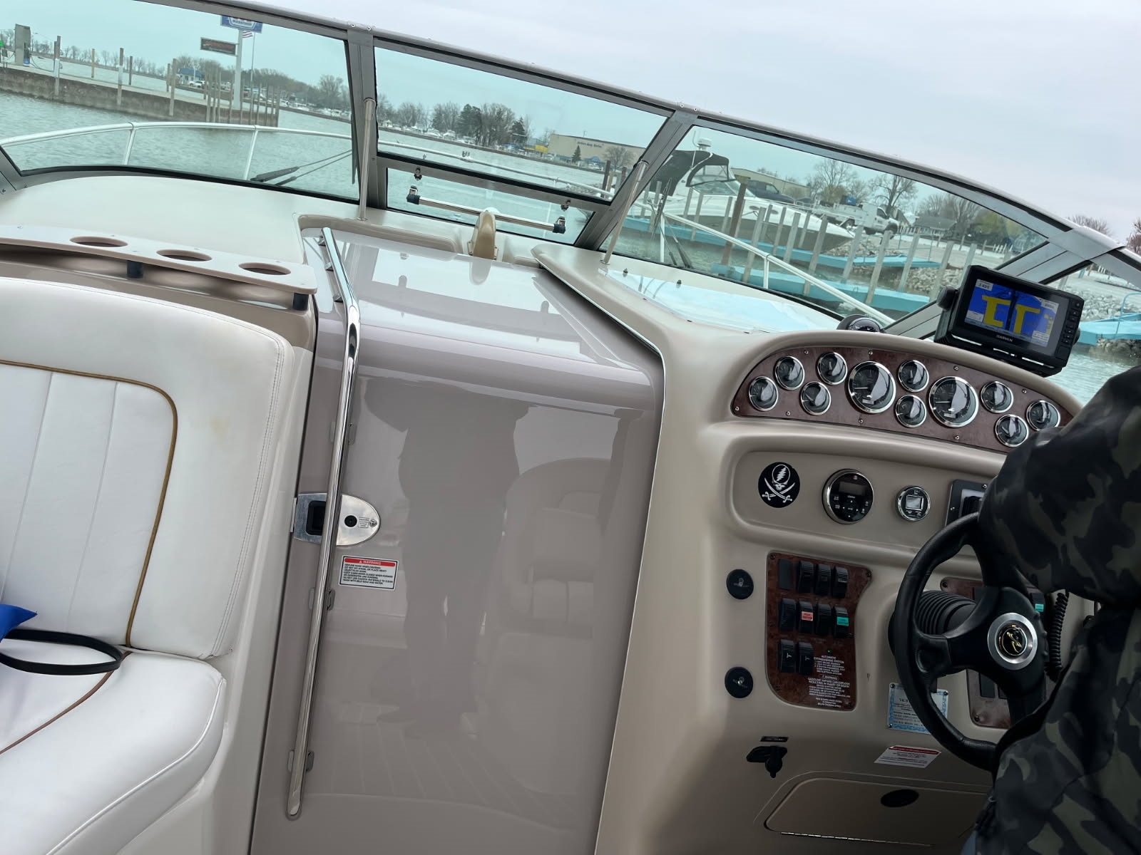 2001 Sea Ray 290 Sundancer photo 5