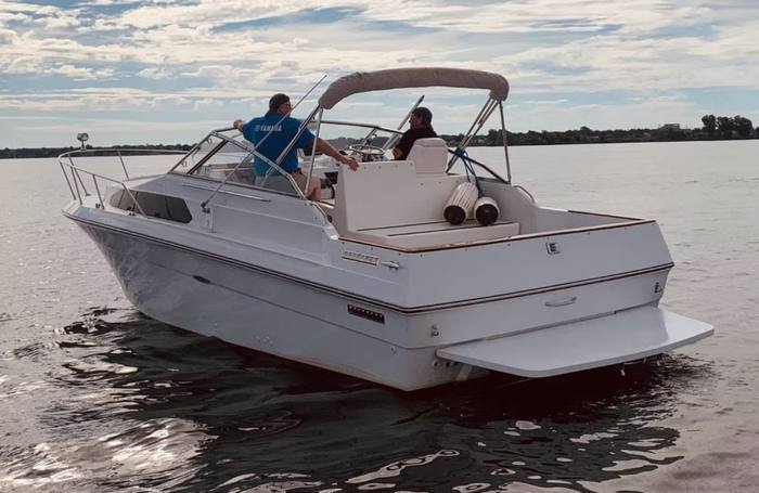 1983 Sea Ray 270 Sundancer